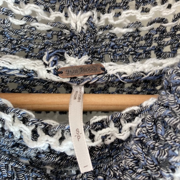 Free people women’s knit sweater vest - Picture 2 of 7